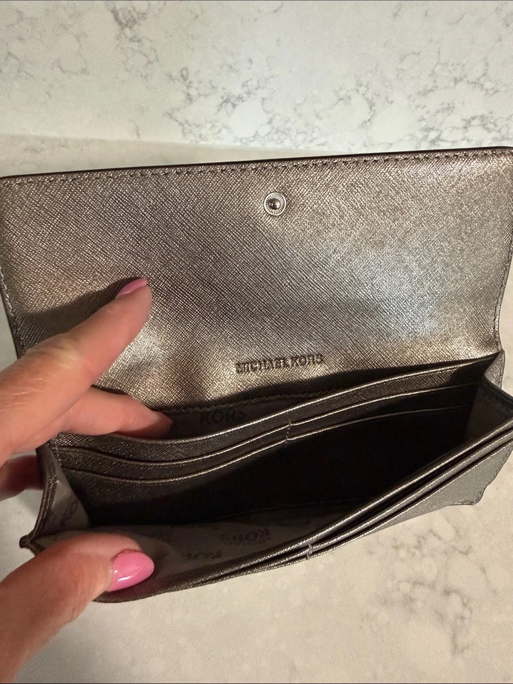 Michael Kors Pewter Metallic Continental Slim Wallet w/Logo Plaque- never used